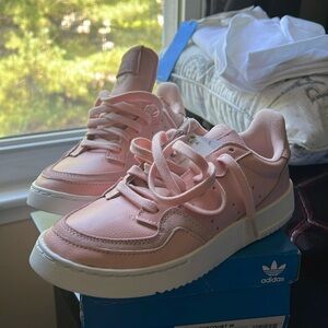 Brand new woman, Adidas size 7